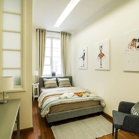 Apartamenty-Mi Happy Warschau Buitenkant foto