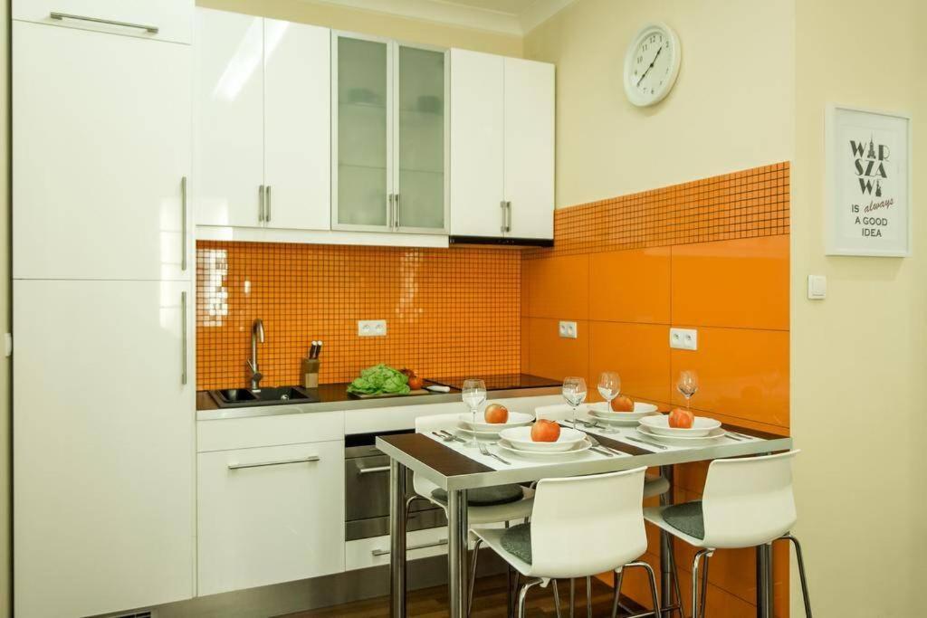 Apartamenty-Mi Happy Warschau Buitenkant foto