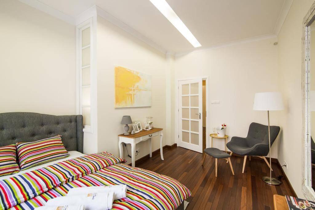 Apartamenty-Mi Happy Warschau Buitenkant foto